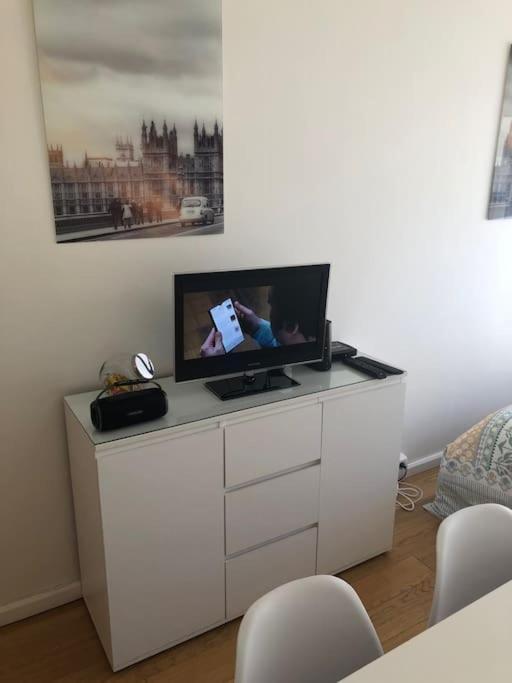 Nice Flat St Germain En Laye Centre 30 Minutes To Paris Saint-Germain-en-Laye Exterior foto