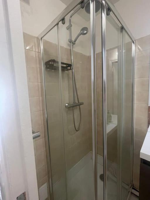 Nice Flat St Germain En Laye Centre 30 Minutes To Paris Saint-Germain-en-Laye Exterior foto