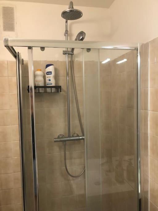 Nice Flat St Germain En Laye Centre 30 Minutes To Paris Saint-Germain-en-Laye Exterior foto