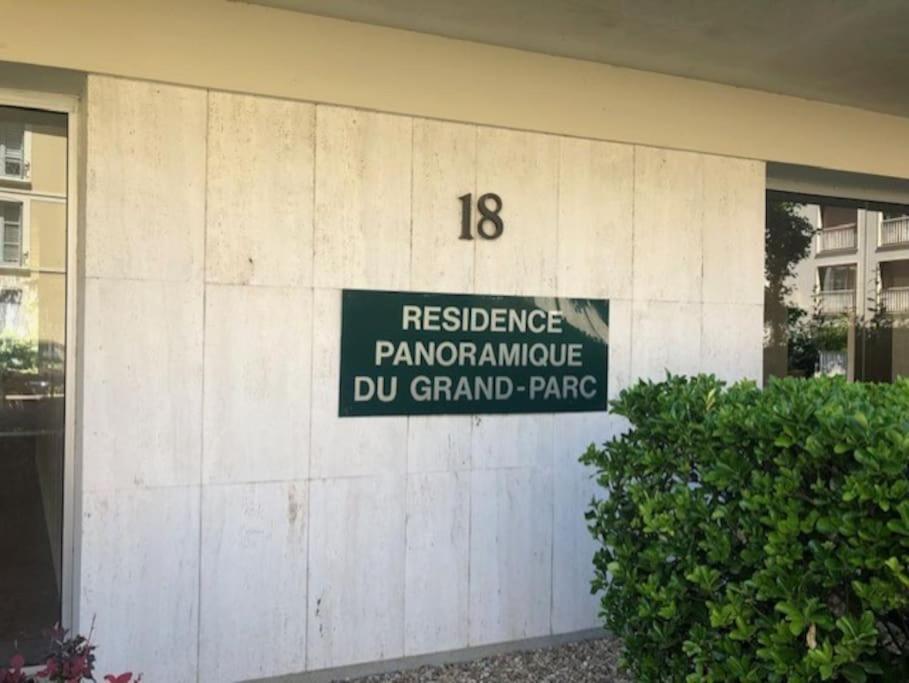 Nice Flat St Germain En Laye Centre 30 Minutes To Paris Saint-Germain-en-Laye Exterior foto